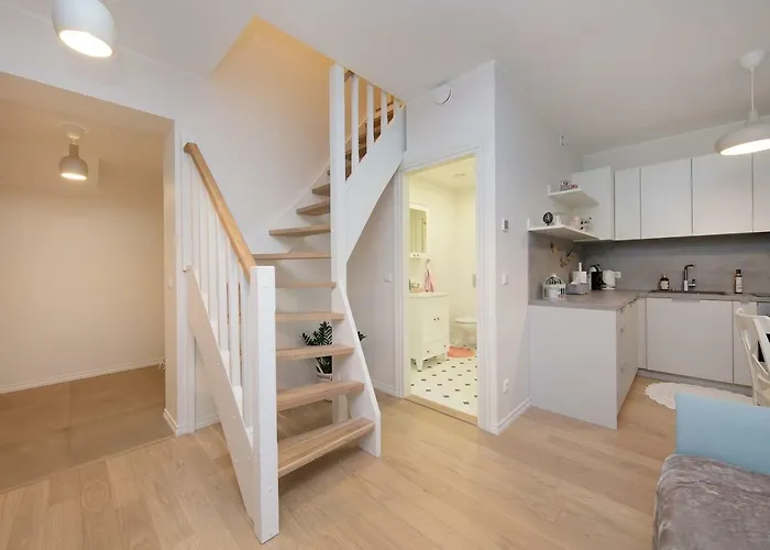 Modern Quiet 2 Bedroom Near Center Apartament Parnawa